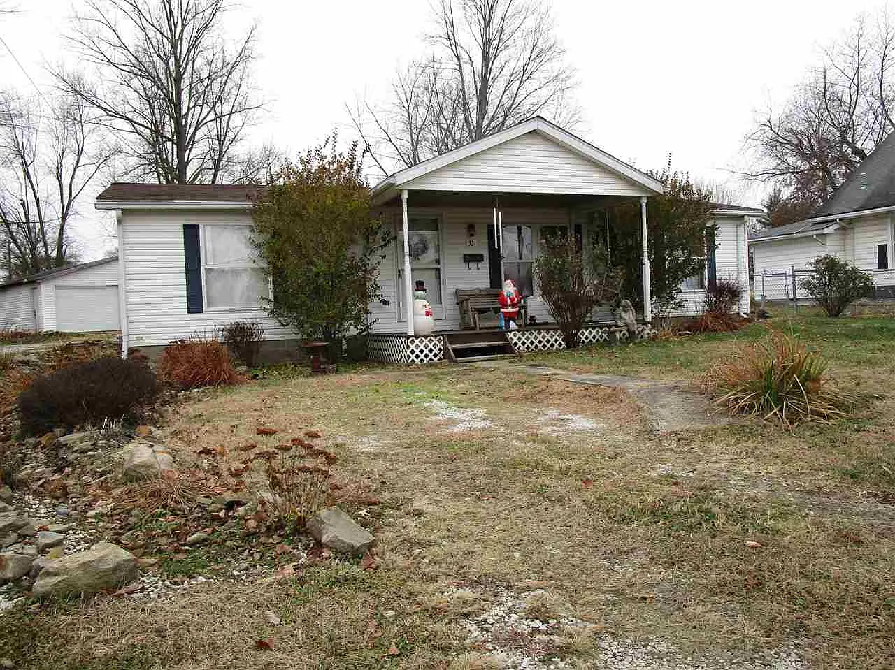 321 W Johnson St photo 1