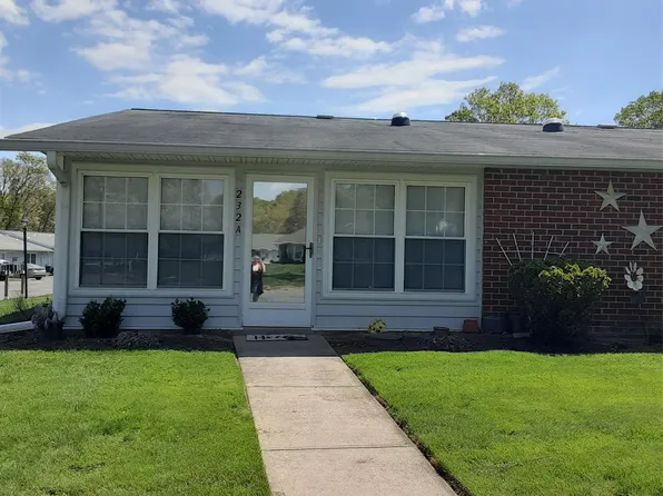 232A Blackpool Court #232A, Ridge, NY 11961