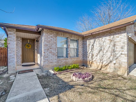 4th image of 8115 Stagwood Hill