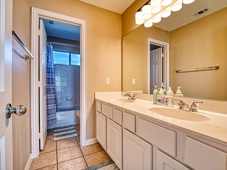 5513 Amber Way — Photo 36