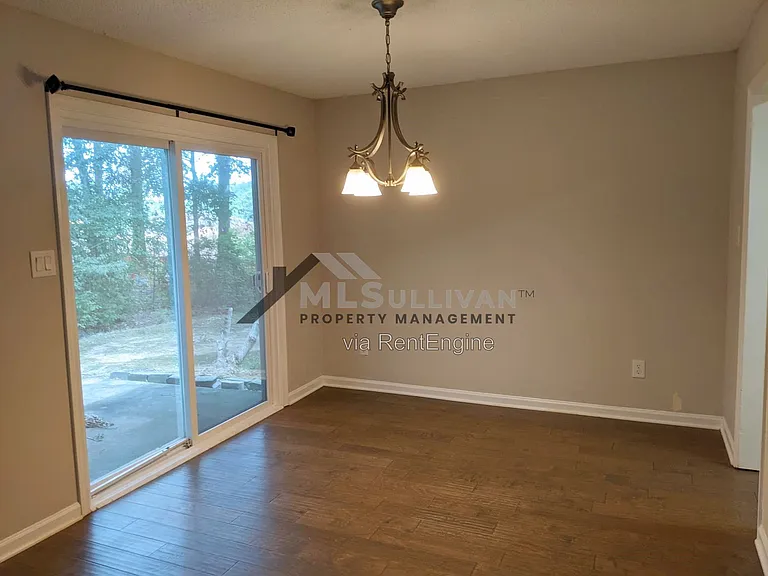 4101 Five Oaks Dr #26 — Photo 21