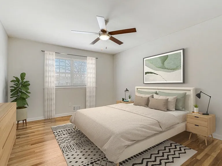 Chatham Hill Apartments — Photo 12