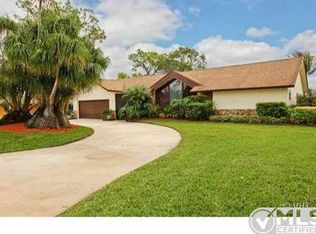 318 Sandpiper Ave, Royal Palm Beach, FL 33411