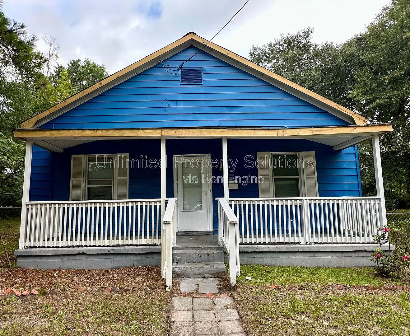 2 bed, 1.0 bath, 930 sqft, $1,595 — Photo 2