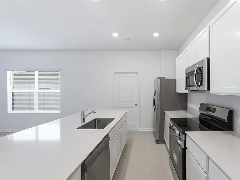 2140 Rider Rain Ln — Photo 11