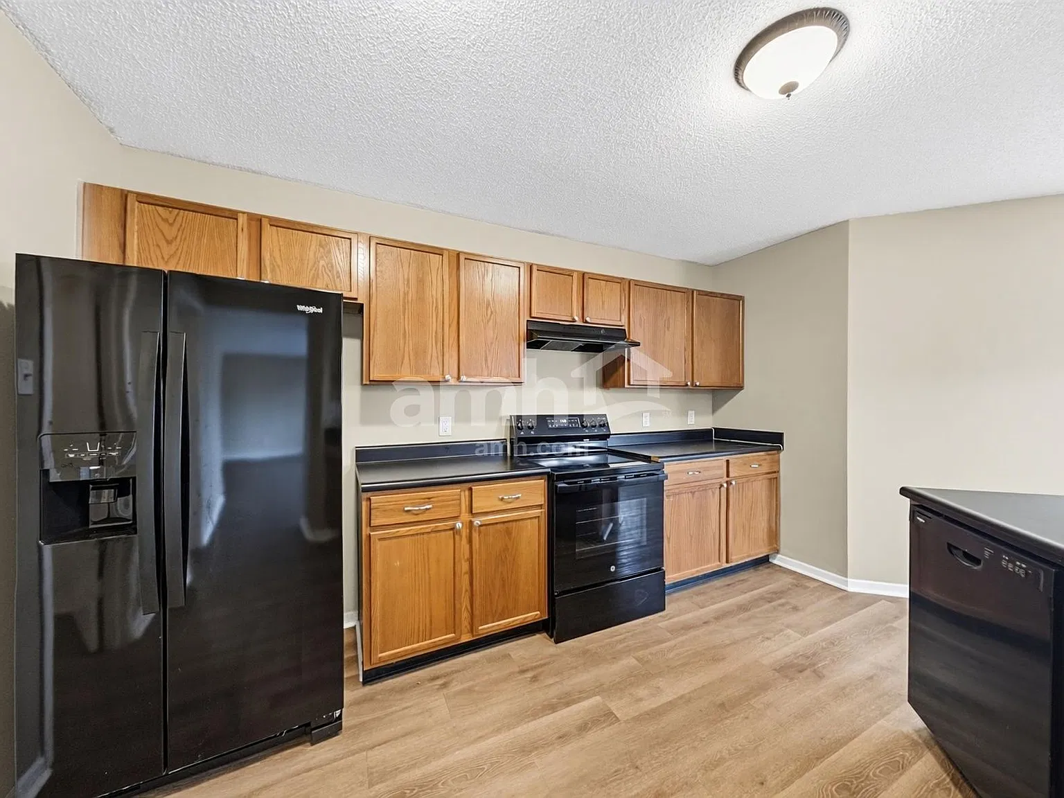 3 bed, 2.5 bath, 2354 sqft, $1,980 — Photo 4