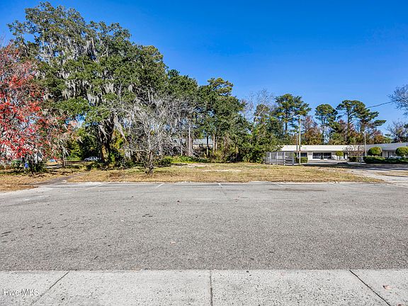 4th image of 4213 Princess Place Drive