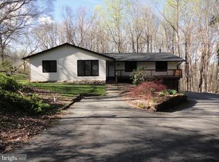 814 Rustic Ln, Lothian, MD 20711