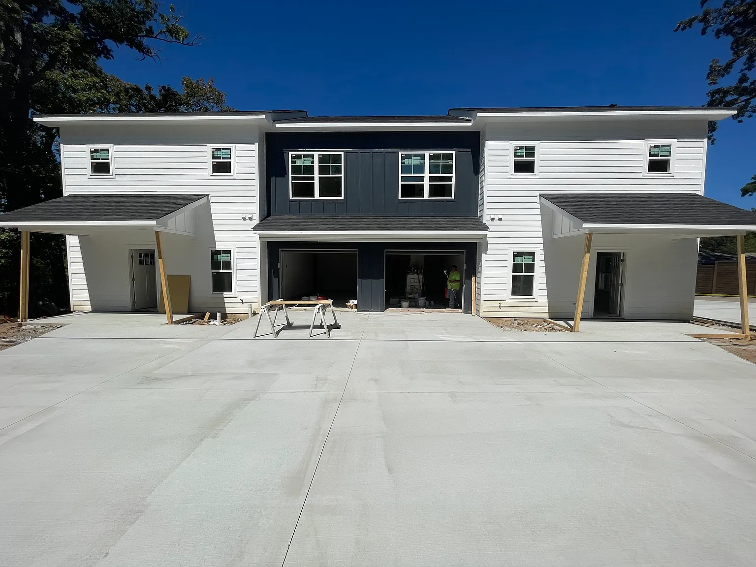 2 bed, 2.5 bath, 1470 sqft, $1,750 — Photo 1