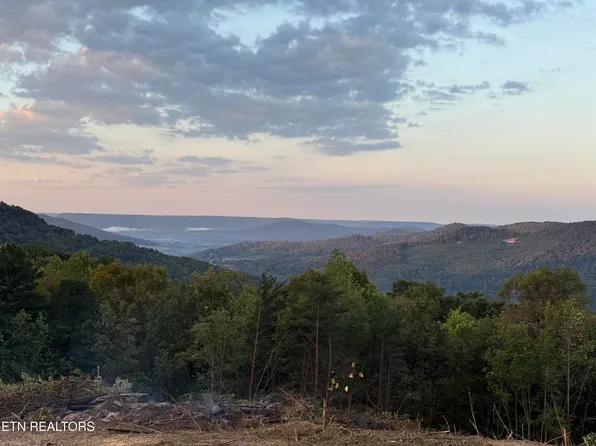 N North York Hwy, Jamestown, TN 38556