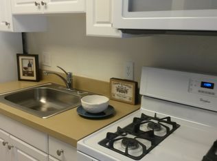 6 Bear Paw APT 1D, Irvine, CA 92604