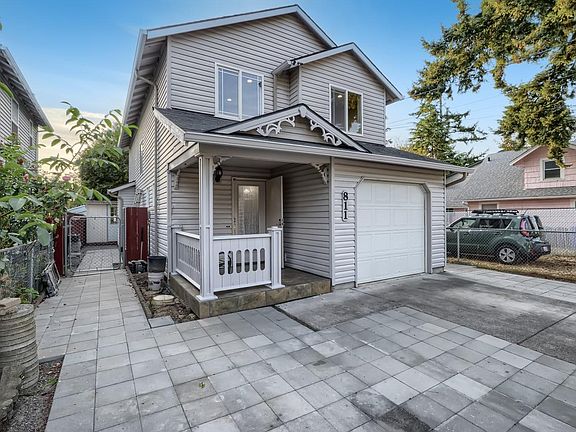Exterior and Front Yard