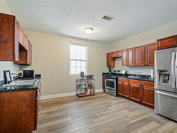 4th image of 3718 D'hemecourt Street