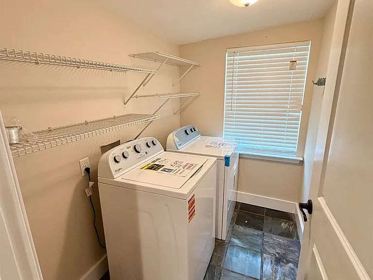 26084 Pichon Rd — Photo 15