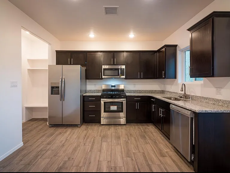 6132 Clapton Pl — Photo 2