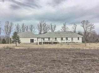 12683 Homestead Rd, Beulah, MI 49617