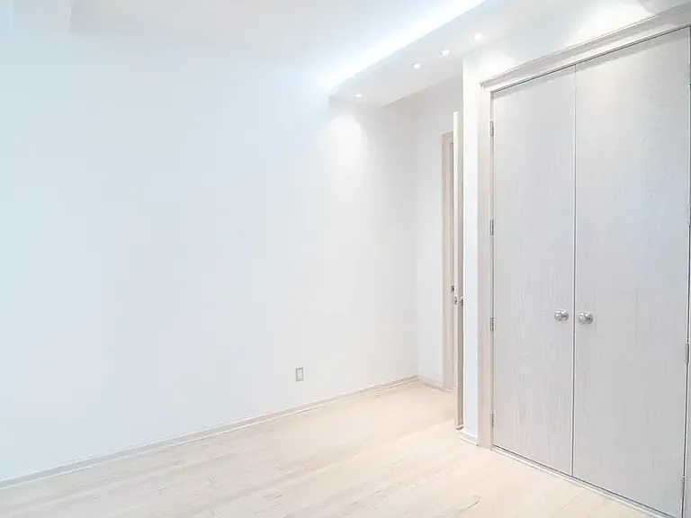 145 W 58th St #11M — Photo 13