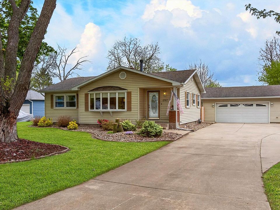 1st image of 2767 Oakwood Ln