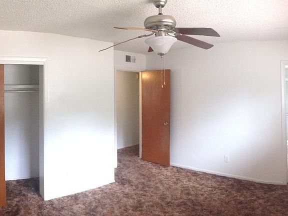 5th image of 716 Turner Dr NE