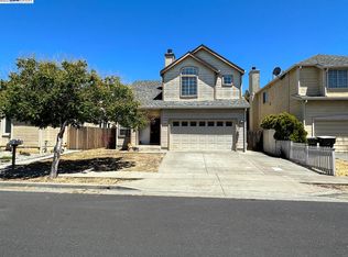 250 Tamarisk Cir, Suisun City, CA 94585