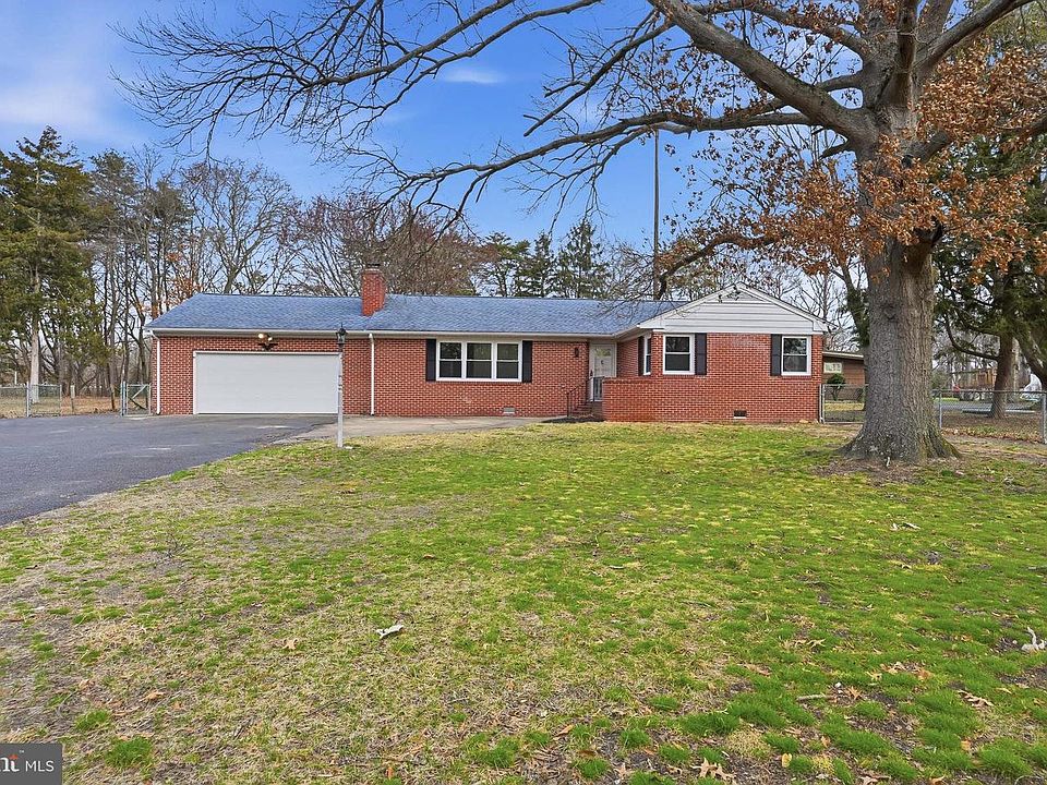 1st image of 9121 Middleford Rd