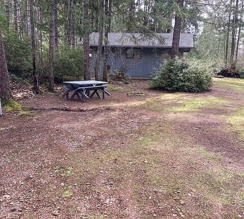 3rd image of 531 N Mountain View Drive