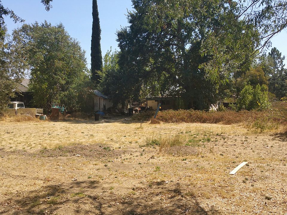 2nd image of 7955 Oak Ave