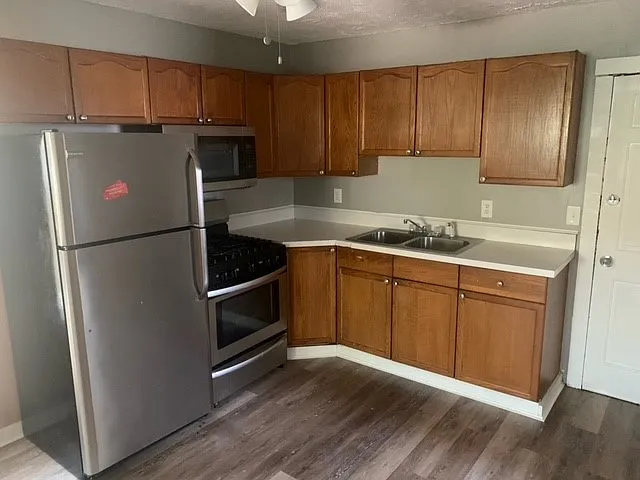 114 Huetter Ave #1 — Photo 21