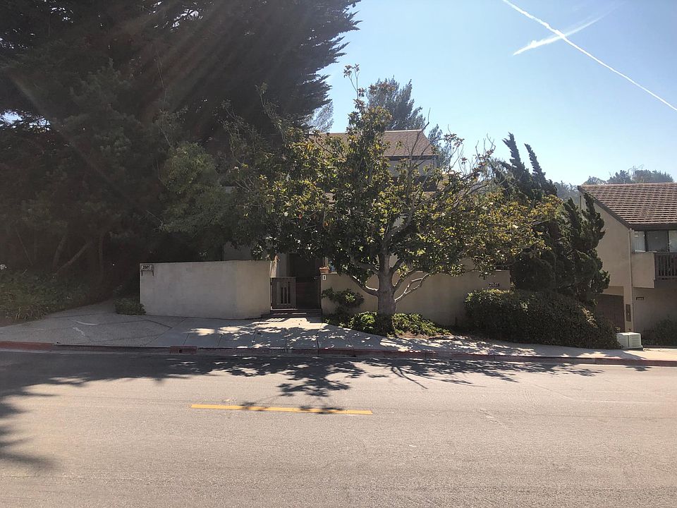 1st image of 2001 Parrott Dr #1