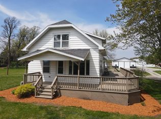 4408 Sampson Rd, Little Suamico, WI 54141