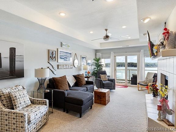 4th image of 44 Emerald Bay Ct #2B