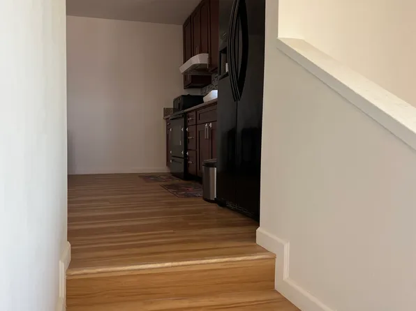 1109 Ukana St #B, Honolulu, HI 96818