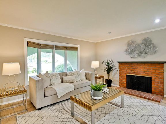 4th image of 470 Sequoia Dr