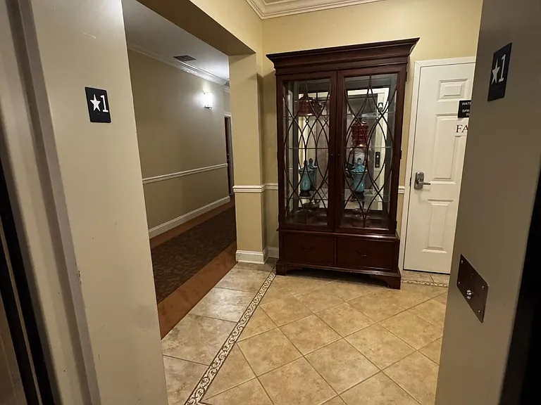 9204 Charleston Dr #303 — Photo 32