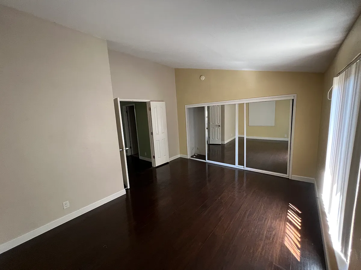 Building Photo - 6585 Radko Dr