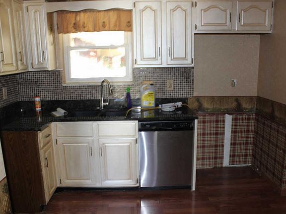 4th image of 5185 Miamidale Dr