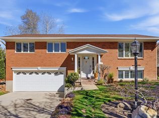 2551 E Sundown Ave, Cottonwood Heights, UT 84121