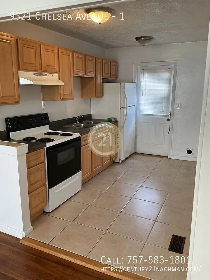 Nice spacious updated 2 bedroom — Photo 4