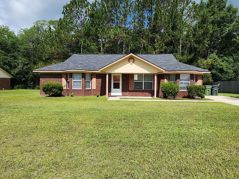 906 Rice Ct — Photo 1