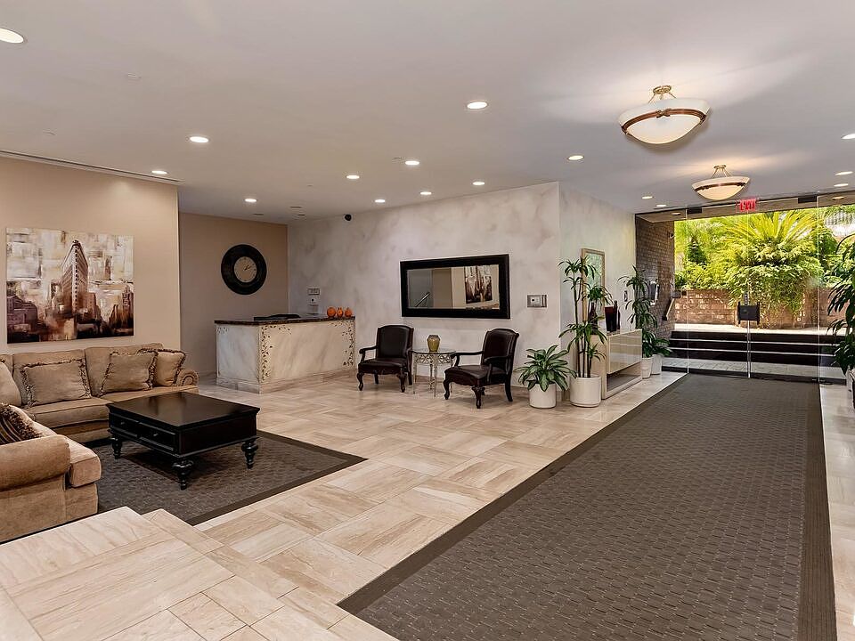 1st image of 268 S Lasky Dr APT 101