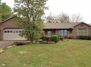 860 N Honeysuckle Ln, Vincennes, IN 47591