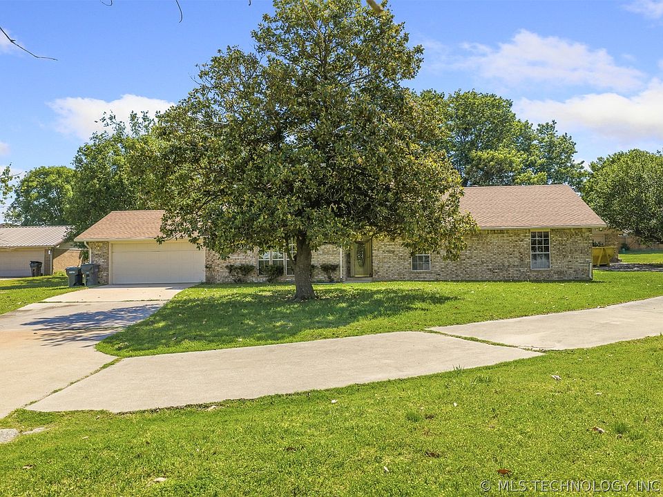 1st image of 1922 Plainview