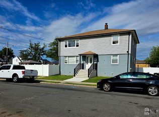 71 Lowell St, Carteret, NJ 07008