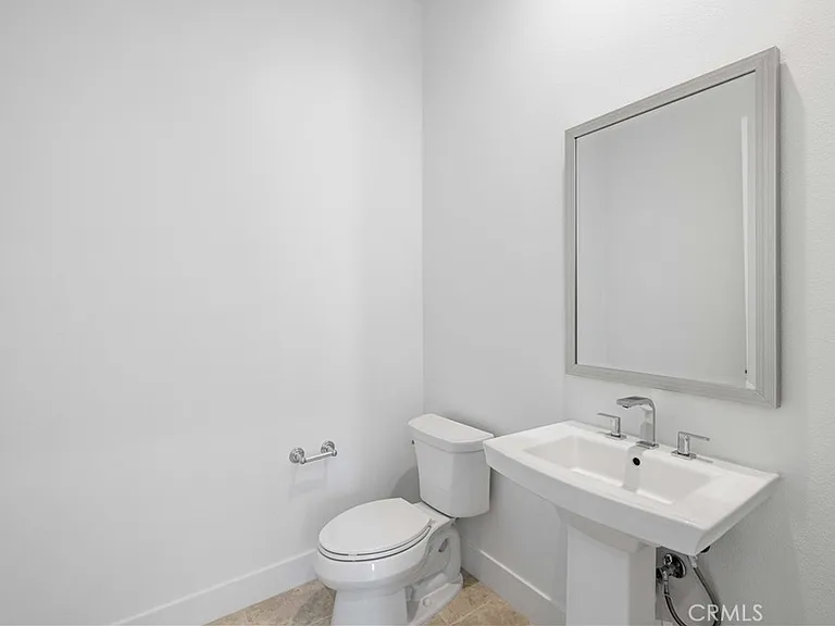 11712 N Churchill Way — Photo 8