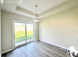 185 Bur Oak Dr, Thorold, ON L2V0L7