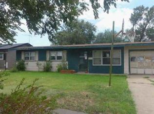 1811 N Nelson St, Pampa, TX 79065