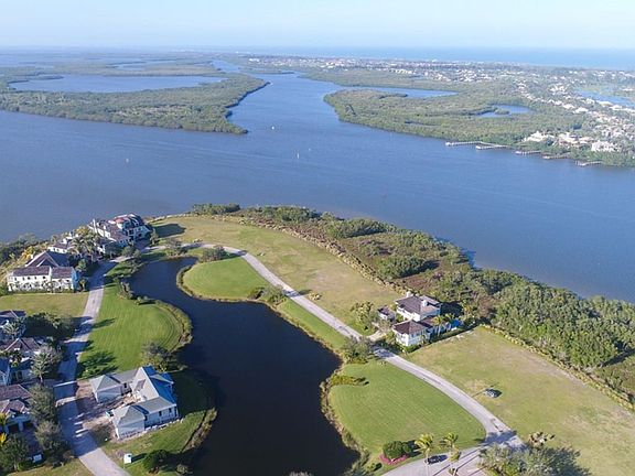 4th image of 9225 Marsh Island Dr