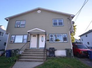 58 Price St, Bridgeport, CT 06610