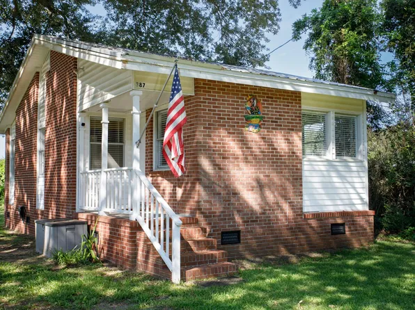 387 Beaty Ave., Murrells Inlet, SC 29576