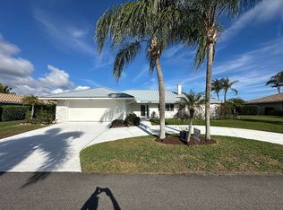 8907 SE Star Island Way, Hobe Sound, FL 33455